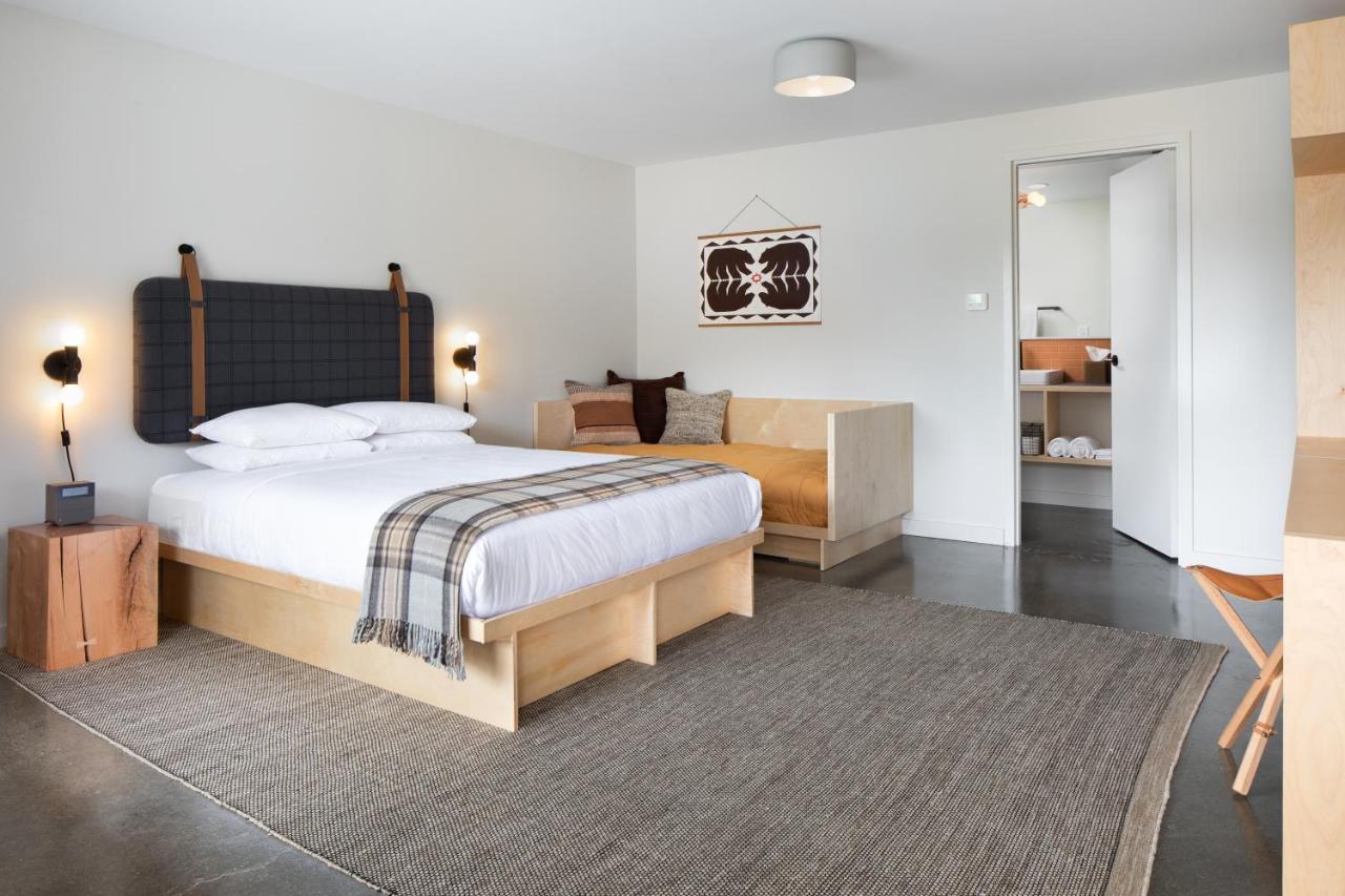 Rhode'S Motor Lodge Boone Ngoại thất bức ảnh